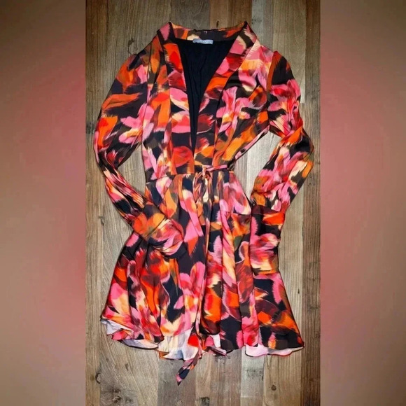 Tart Glenna Poly Satin Dress, Bromeliad Ikat, Size M - Picture 4 of 14